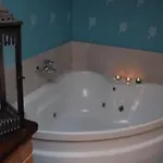 La Casona De Revolgo 4*