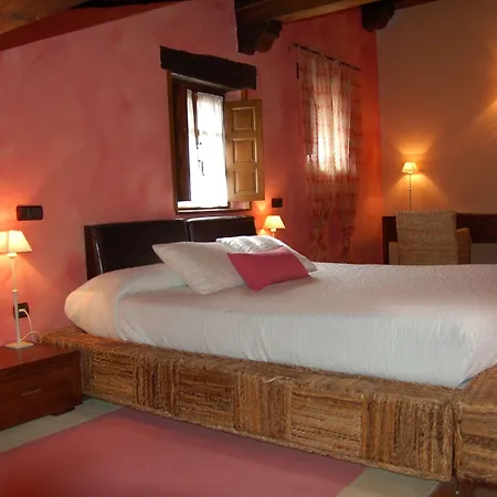 La Casona De Revolgo ホテル