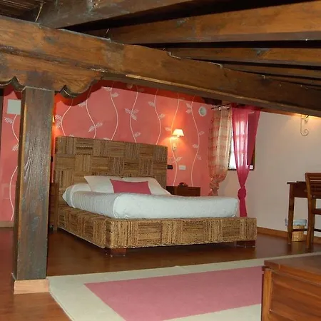 La Casona De Revolgo