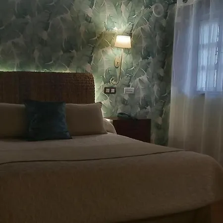 ホテル La Casona De Revolgo