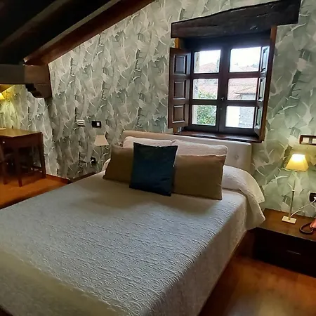 La Casona De Revolgo 4*