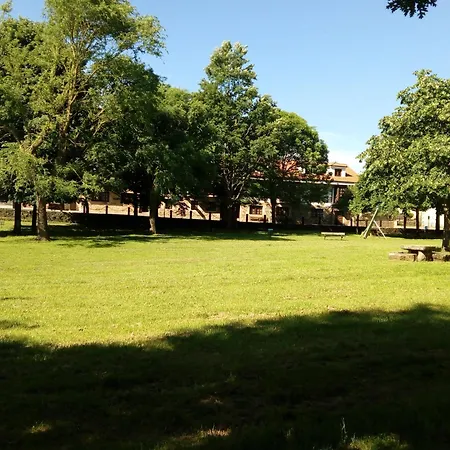 ホテル La Casona De Revolgo