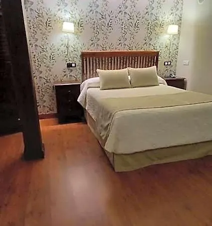 La Casona De Revolgo Hotell 4*