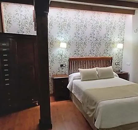 Hotell La Casona De Revolgo Santillana del Mar