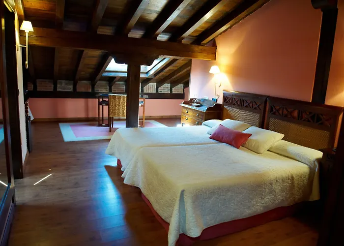 La Casona De Revolgo 4* Santillana del Mar