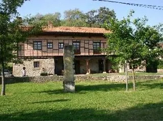 La Casona De Revolgo Szálloda