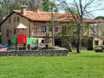 Hotel La Casona De Revolgo