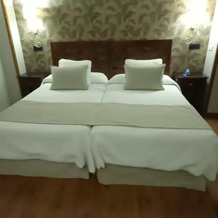 La Casona De Revolgo 4* Santillana del Mar