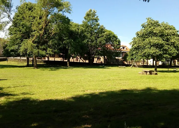 فندق La Casona De Revolgo