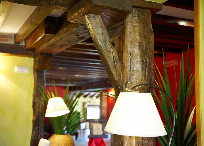 La Casona De Revolgo 4*