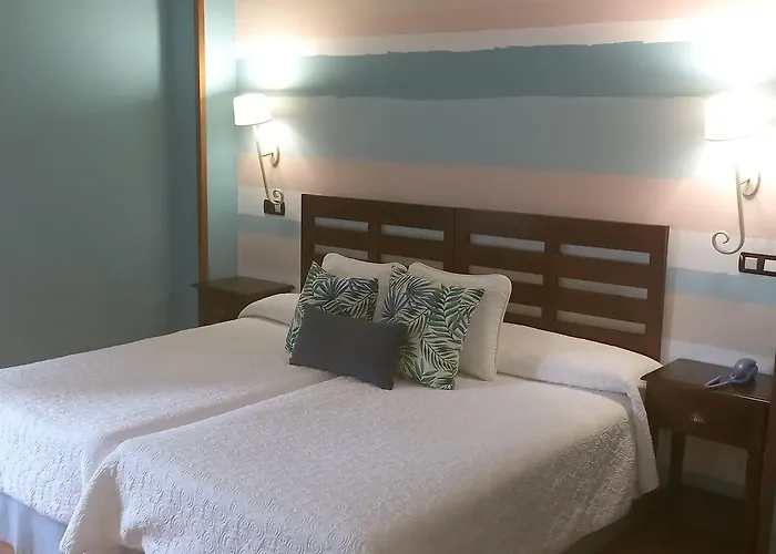 La Casona De Revolgo 호텔 4*