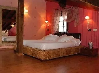 호텔 La Casona De Revolgo 4*